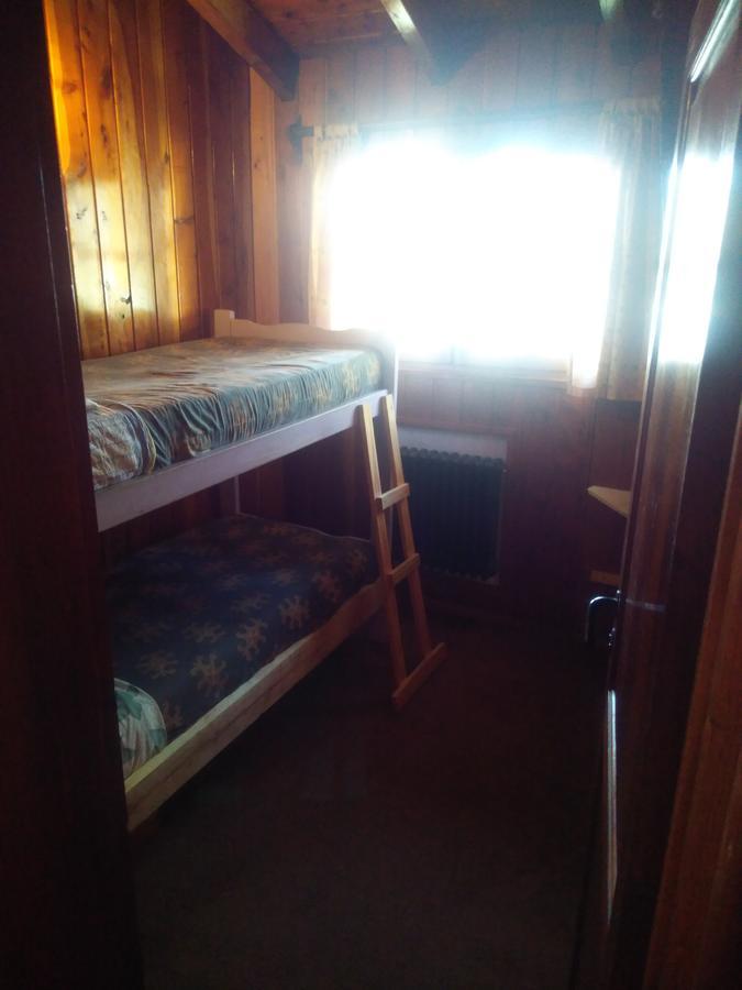 Universal Traveller'S Hostel San Carlos de Bariloche Ngoại thất bức ảnh