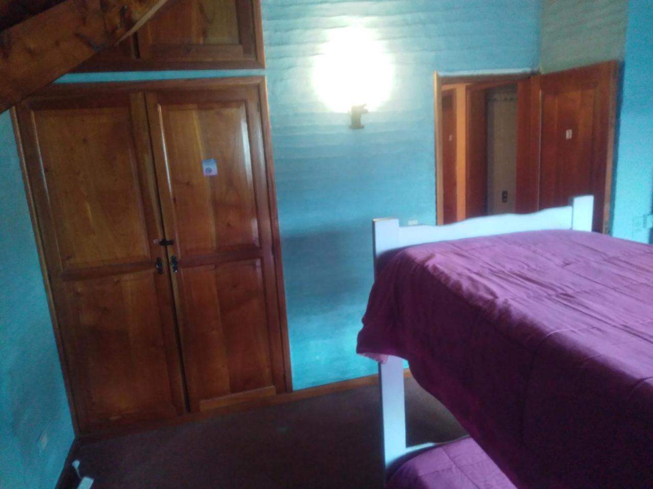 Universal Traveller'S Hostel San Carlos de Bariloche Ngoại thất bức ảnh