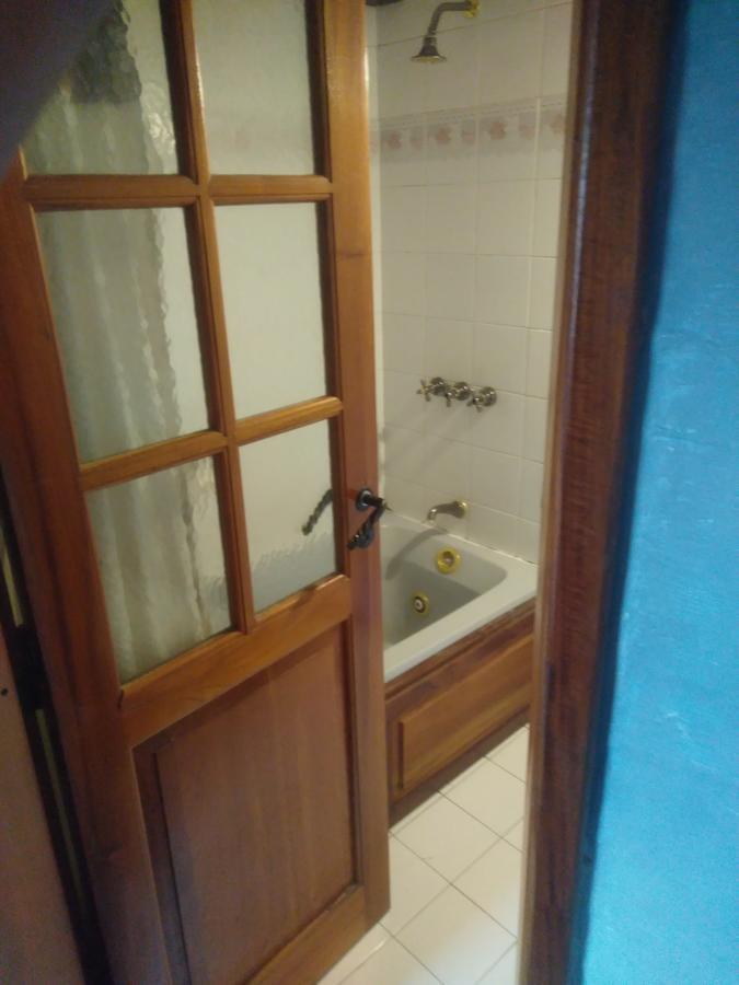 Universal Traveller'S Hostel San Carlos de Bariloche Ngoại thất bức ảnh