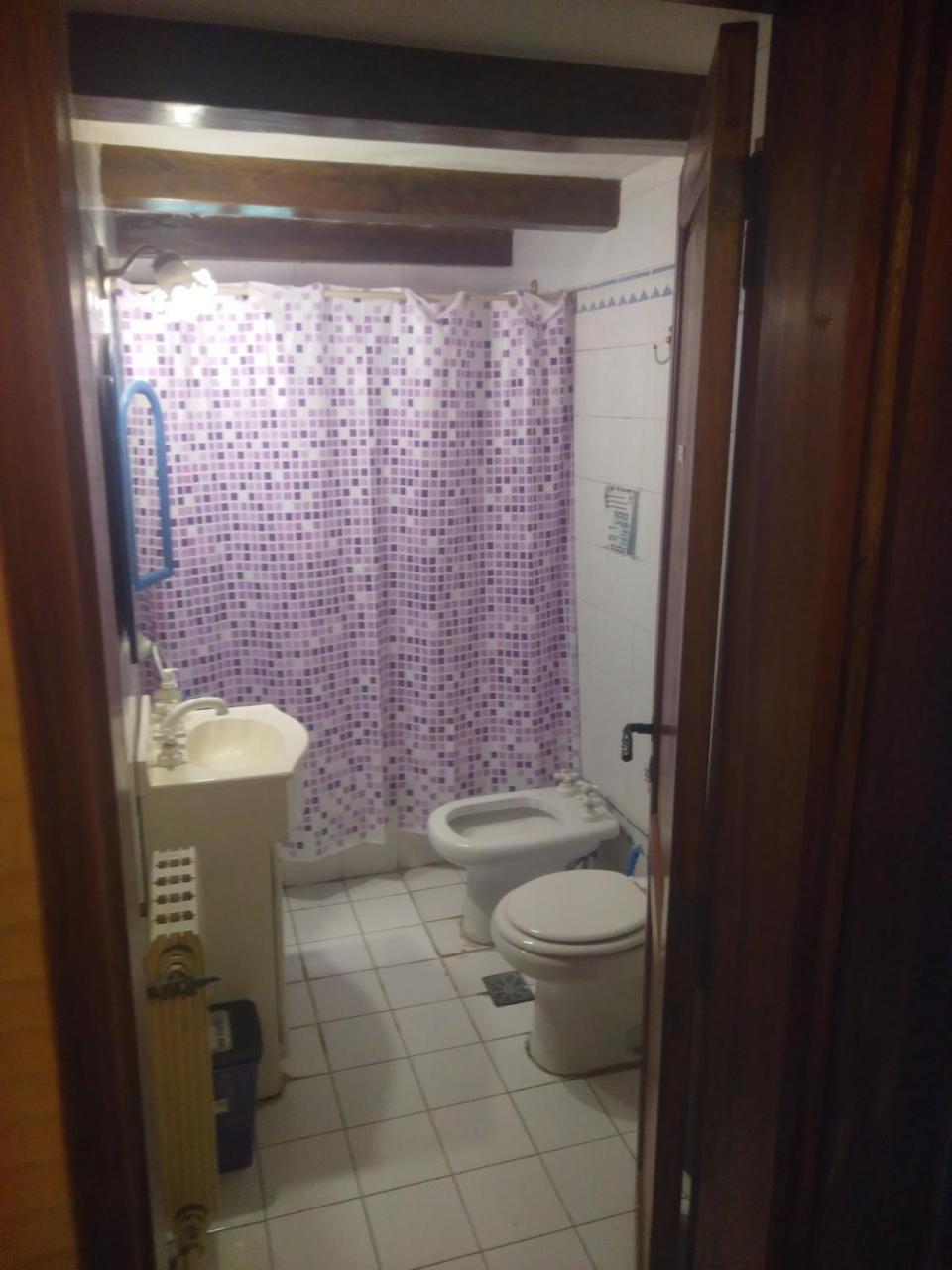 Universal Traveller'S Hostel San Carlos de Bariloche Ngoại thất bức ảnh