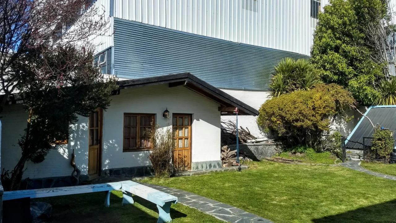 Universal Traveller'S Hostel San Carlos de Bariloche Ngoại thất bức ảnh